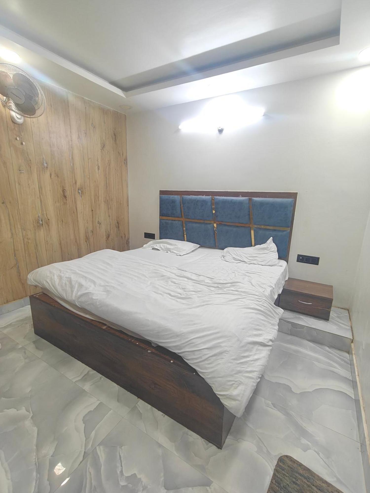 Hotel Love Inn Lakhnau Kültér fotó